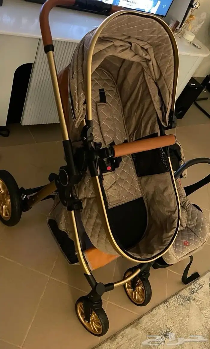 طاولة غيار - عرباية اطفال - كرسي سيارة للاطفال طقم 3