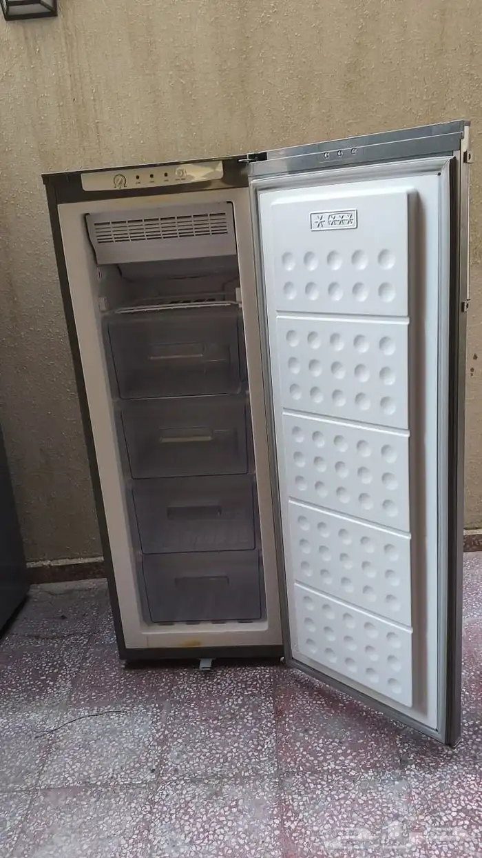 فريزر عامودي بخار موفر للطاقة 2