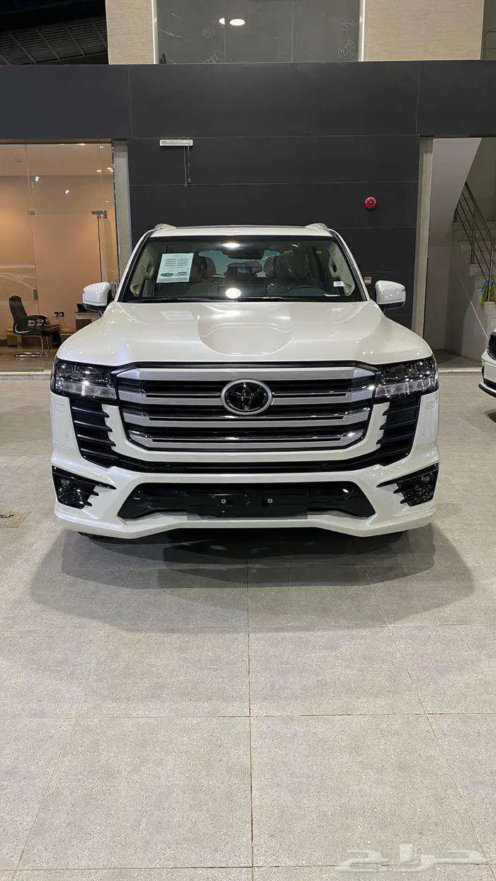 تويوتا لاند كروزر GXR توين تيربو 2025 0