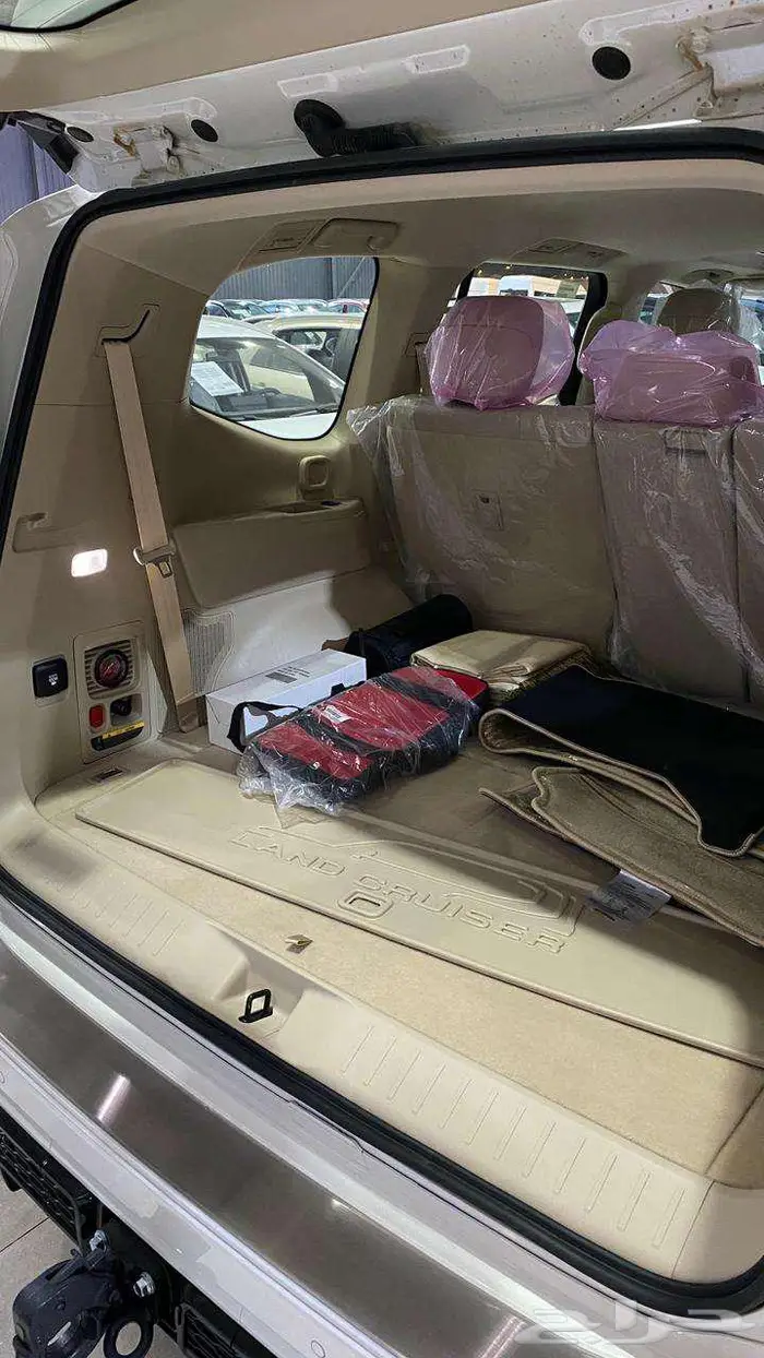 تويوتا لاند كروزر GXR توين تيربو 2025 7