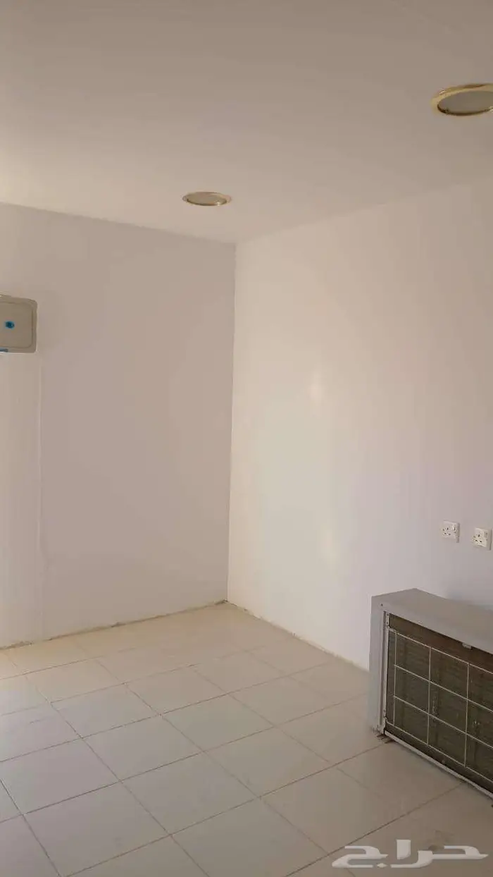 للبيع بركس قرميد متنقل كارافان برتبل مرتبل 3في4 بمكيف سبيلت 2