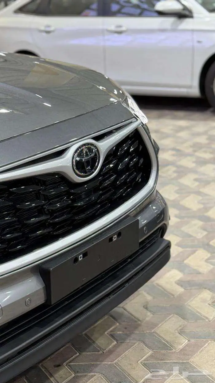 تويوتا هايلاندر GLE هايبرد 2025 2