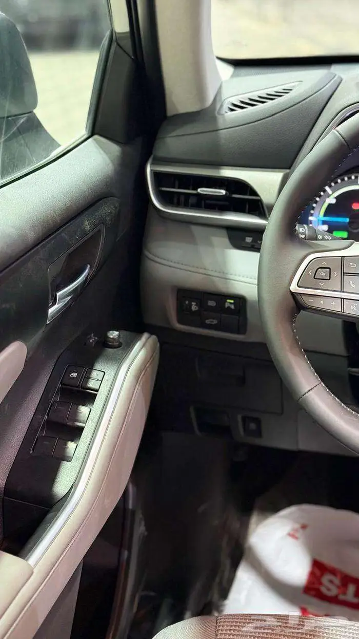 تويوتا هايلاندر GLE هايبرد 2025 14