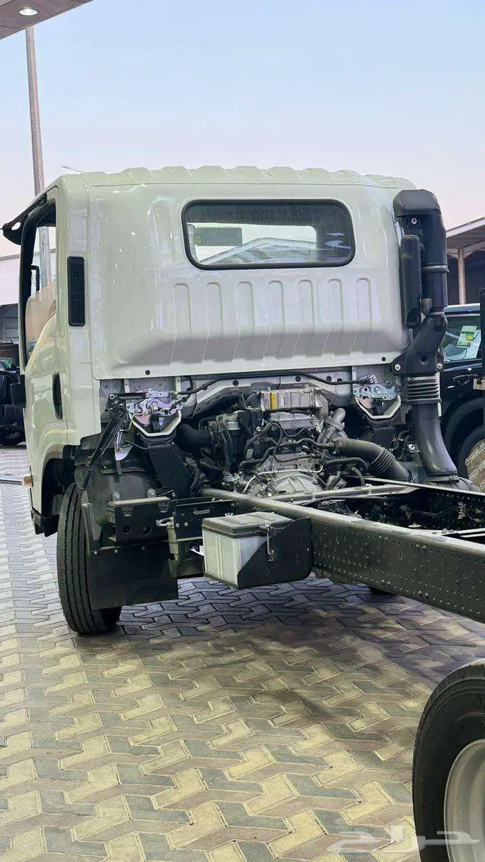 ايسوزو دينا 5 طن NPR شاص قصير 2025 5