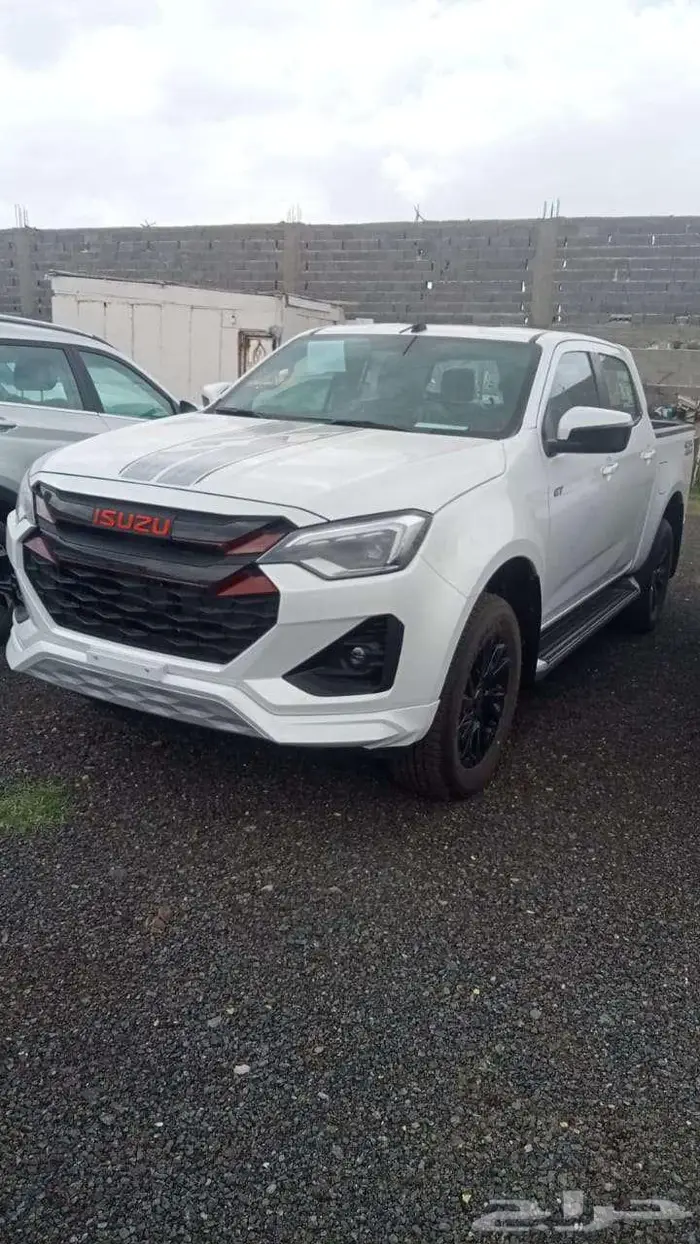 ايسوزو ديماكس جى تى 2025 فل كامل 0