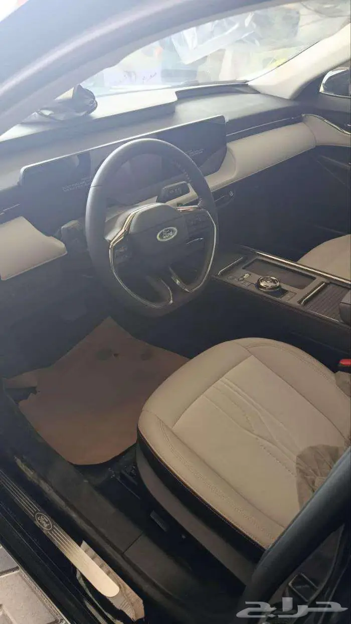فورد تورس 2.0 تيتانيوم بنزين موديل 2026 3