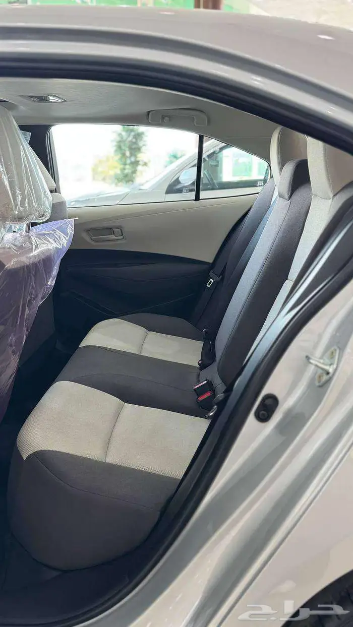 تويوتا كورولا MR مطوره فتحة سقف 4