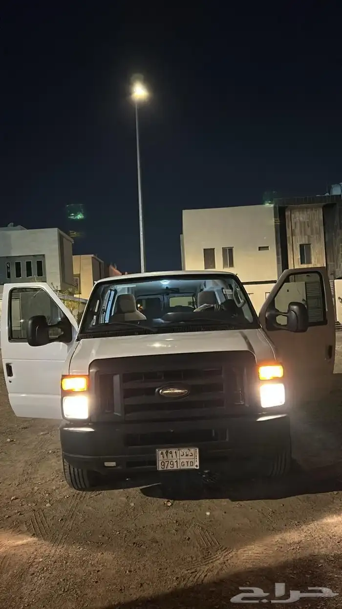 فان فورد E350 فان فورد مخزن 3
