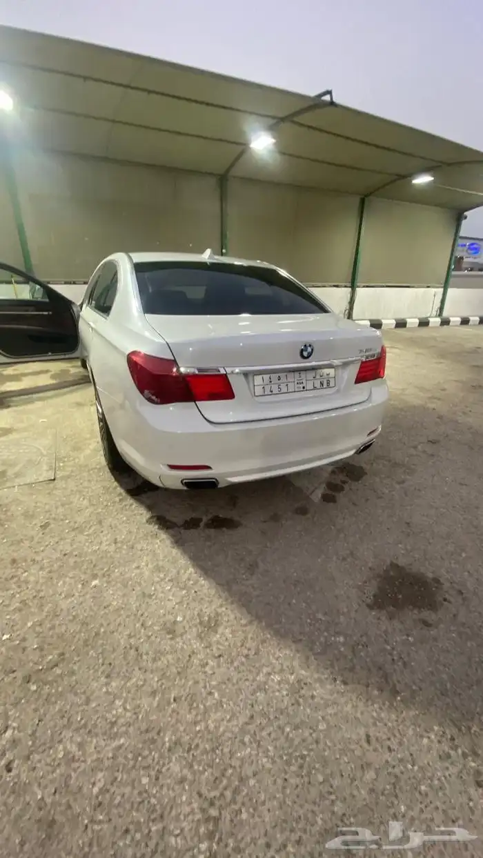 BMW 2012 740il للبيع 0