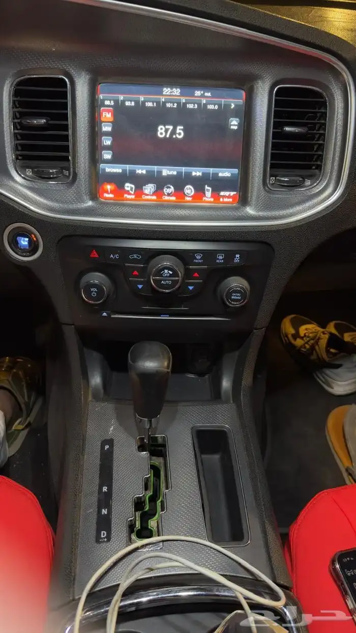 سياره دوج تشارجر SRT للبيع 2