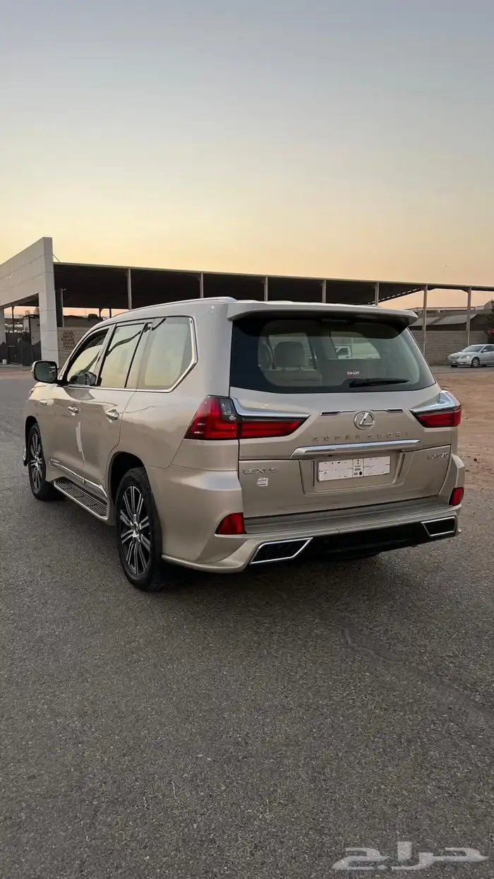 لكزس 2017 LX570 dd فل كامل معرض الشومر 21
