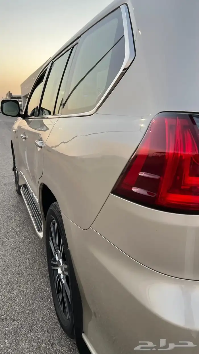 لكزس 2017 LX570 dd فل كامل معرض الشومر 26