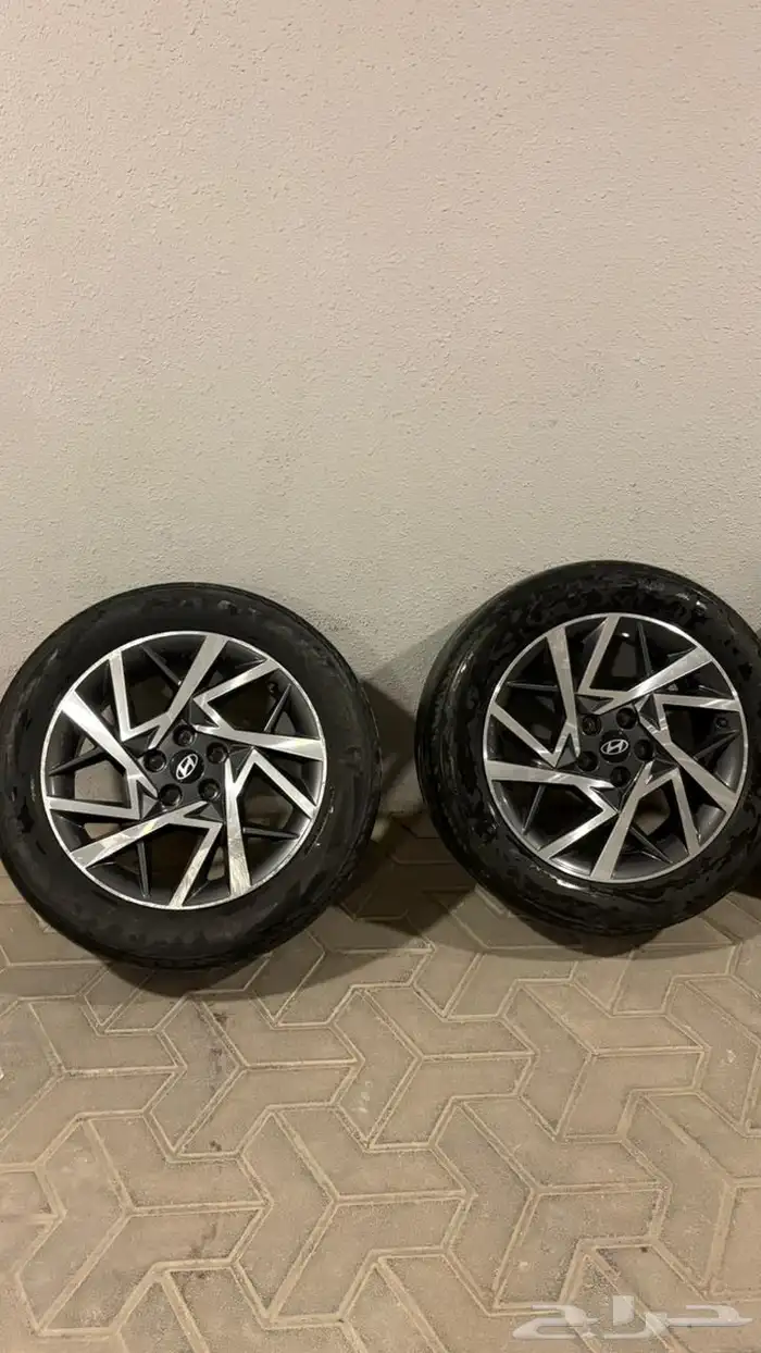 جنوط ازيرا 24-25-26 مستخدم للبيع نظيف 1