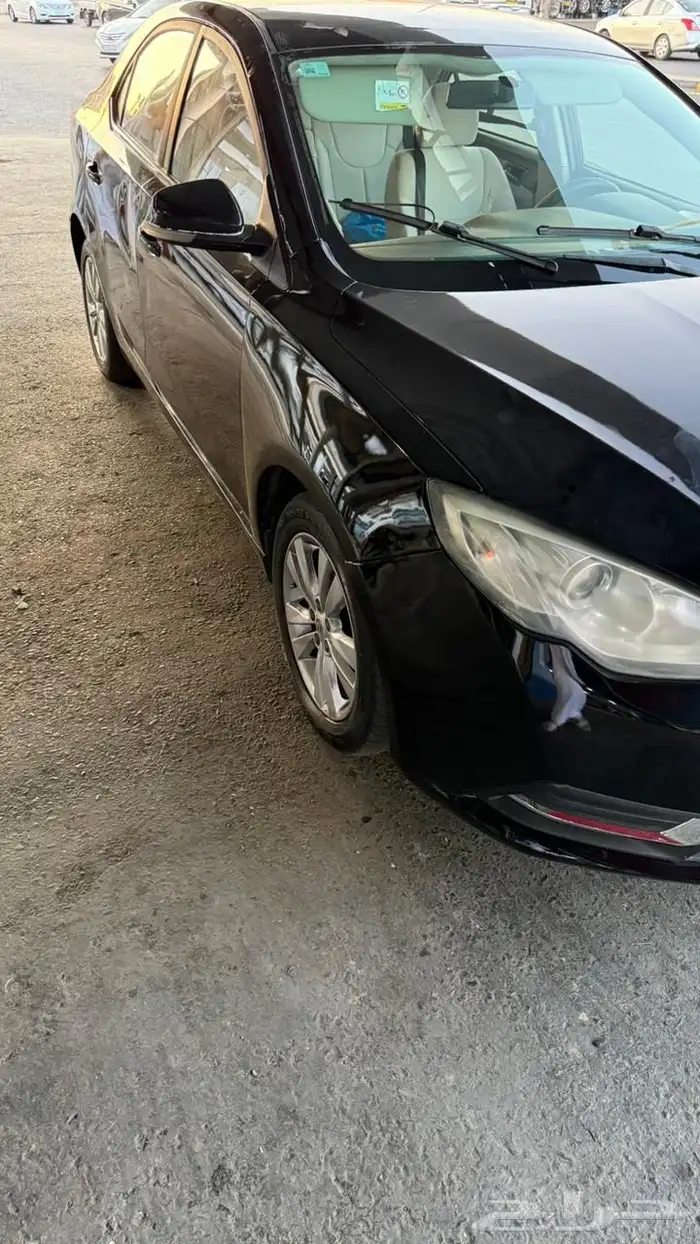 للبيع سياره ام جي 360 3