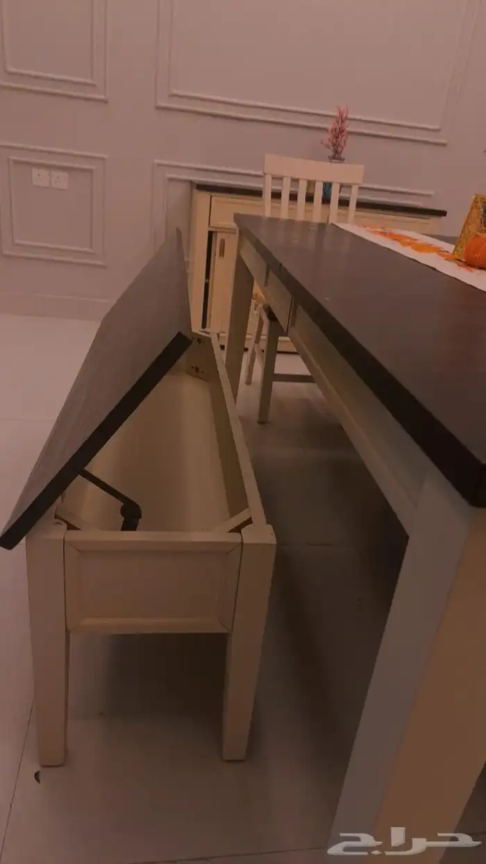 طاولة طعام 1