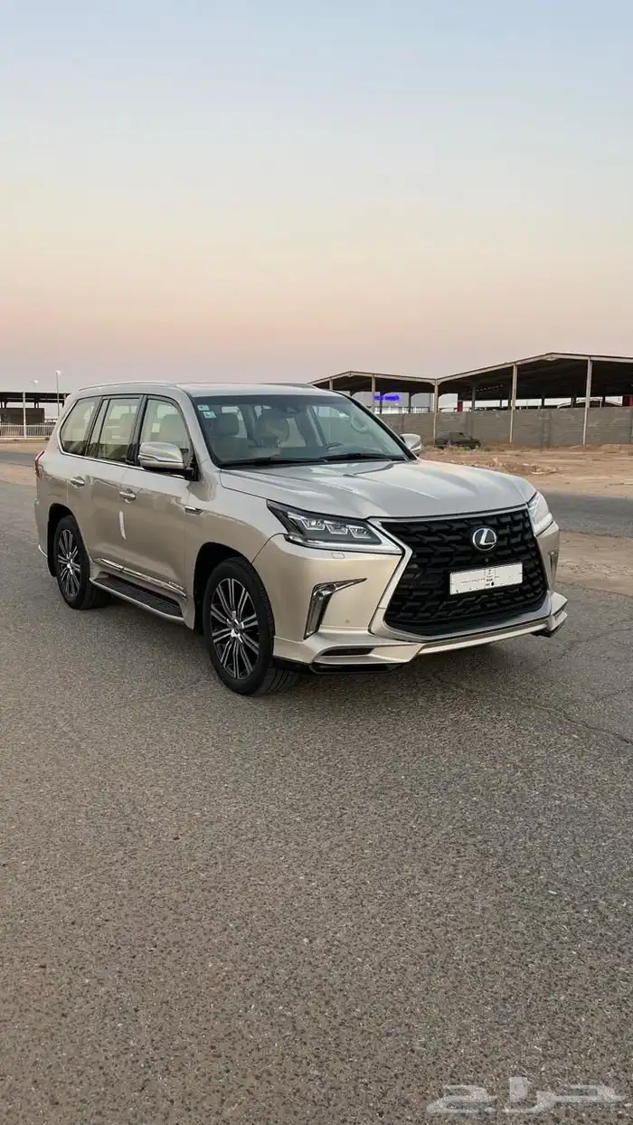 لكزس 2017 LX570 dd فل كامل معرض الشومر 5
