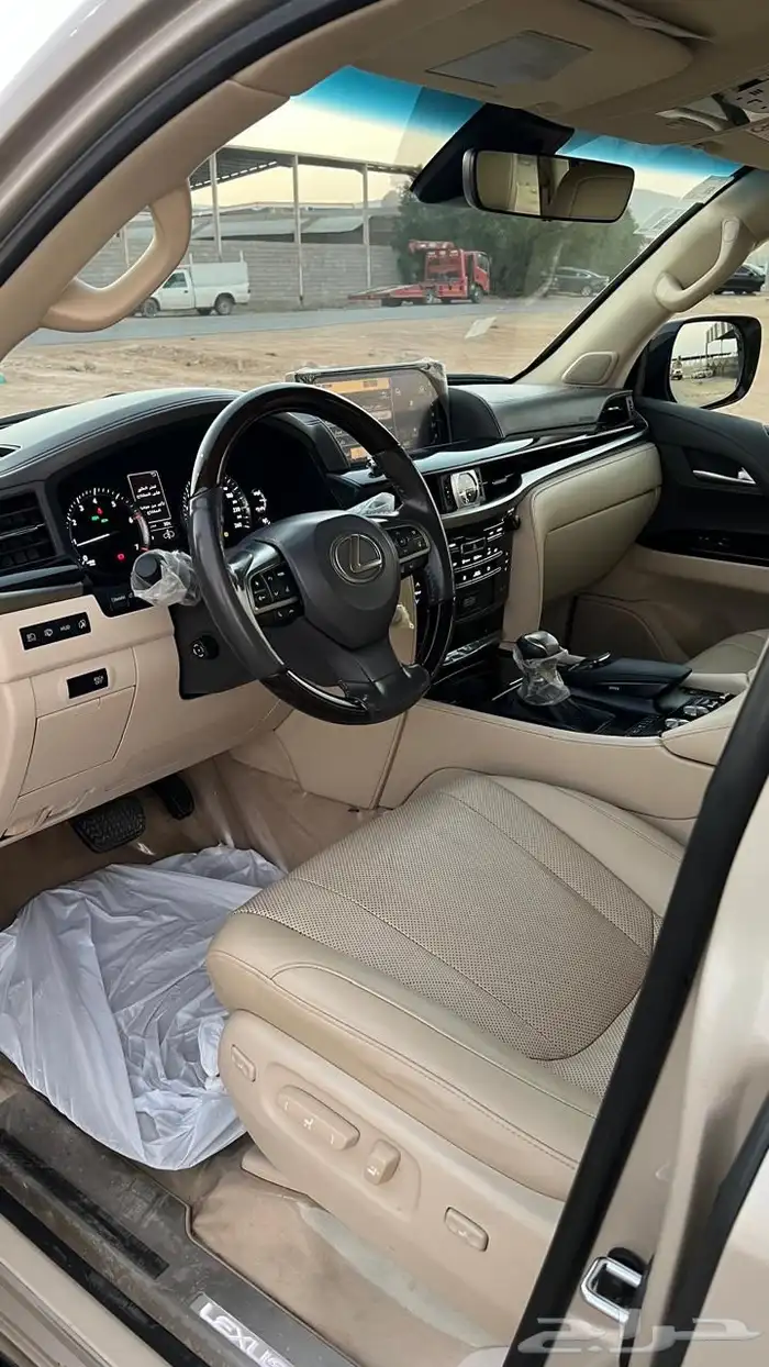 لكزس 2017 LX570 dd فل كامل معرض الشومر 10