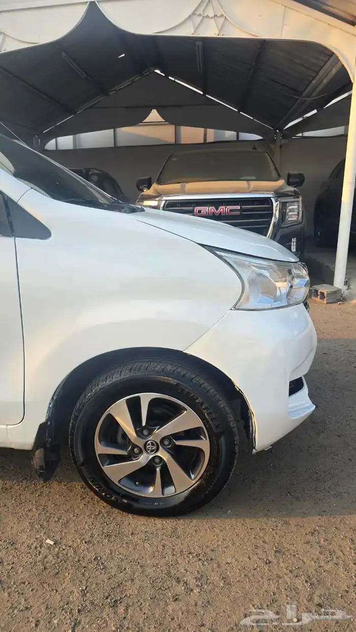 تويوتا افانزا 2016 5