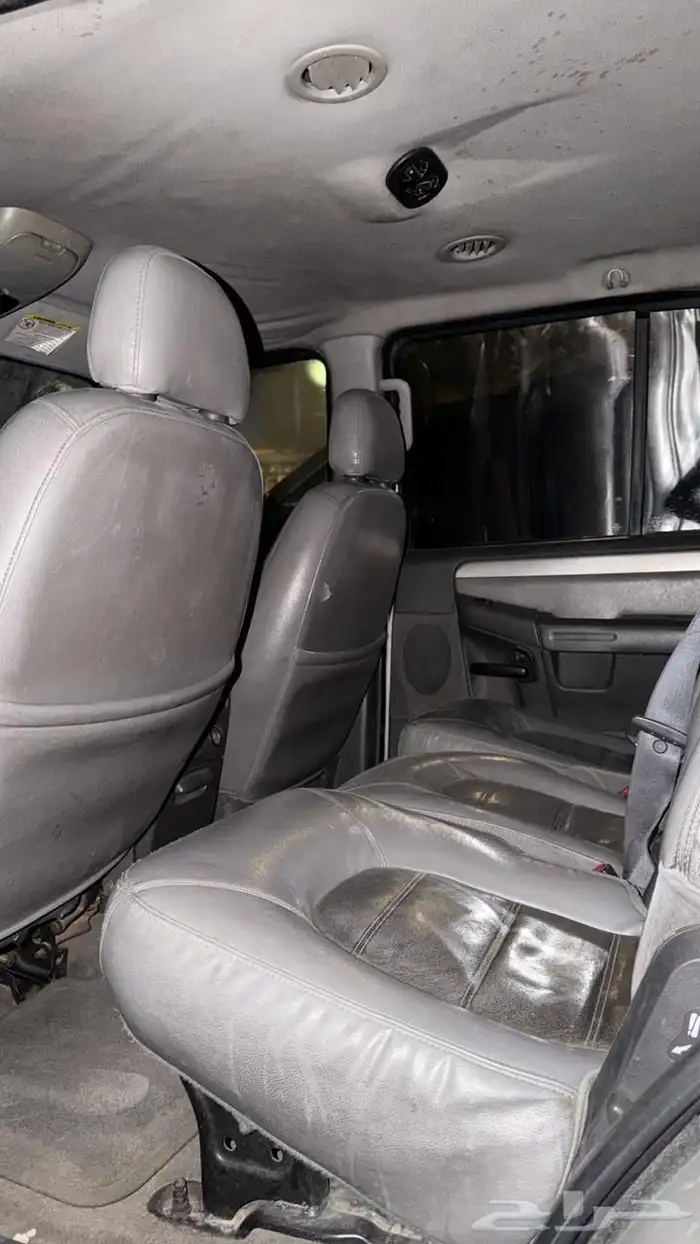 اكسبلور موديل 2004 3