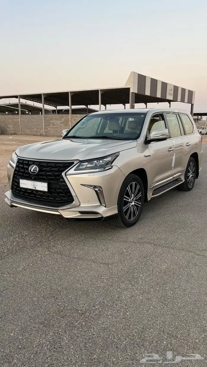 لكزس 2017 LX570 dd فل كامل معرض الشومر 4