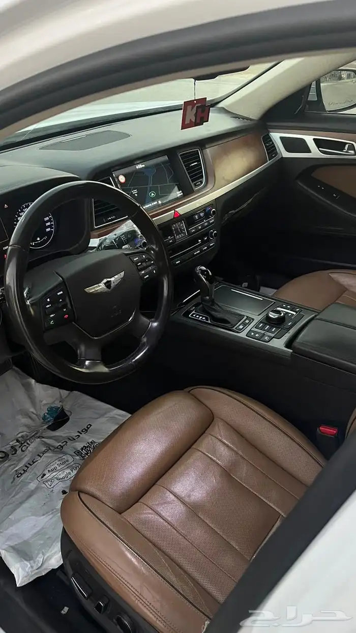 جينيسيس رويال V8 2