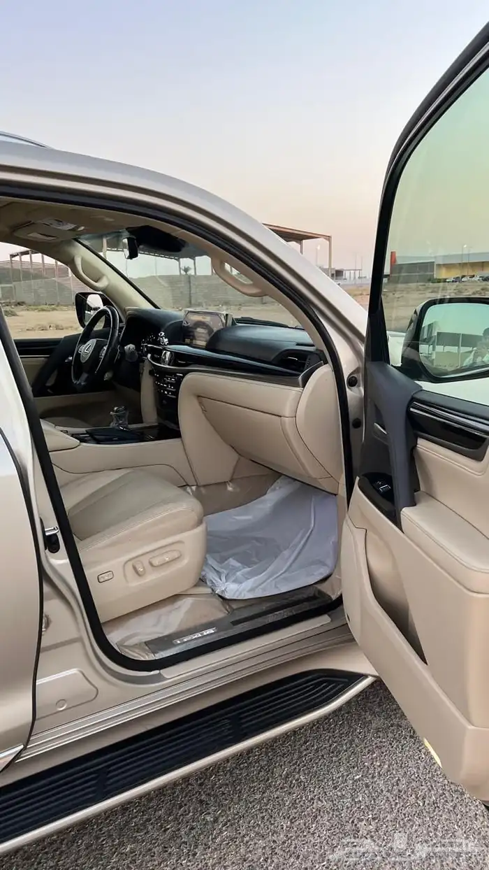 لكزس 2017 LX570 dd فل كامل معرض الشومر 9