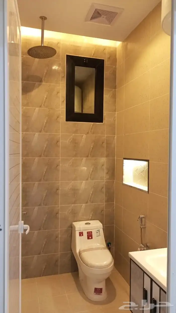 يوجد لدينا شقق عوايل و عزاب بمواقع مختلفة مؤثثة بالكامل 3