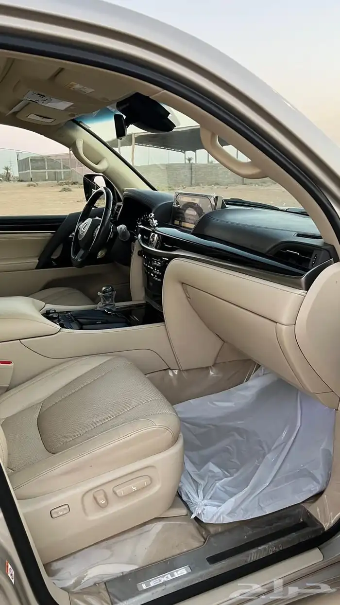 لكزس 2017 LX570 dd فل كامل معرض الشومر 13