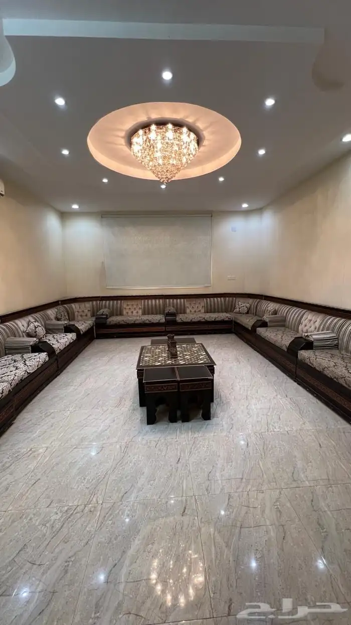 كنب خشب 5 7 البيع مستعجل 0