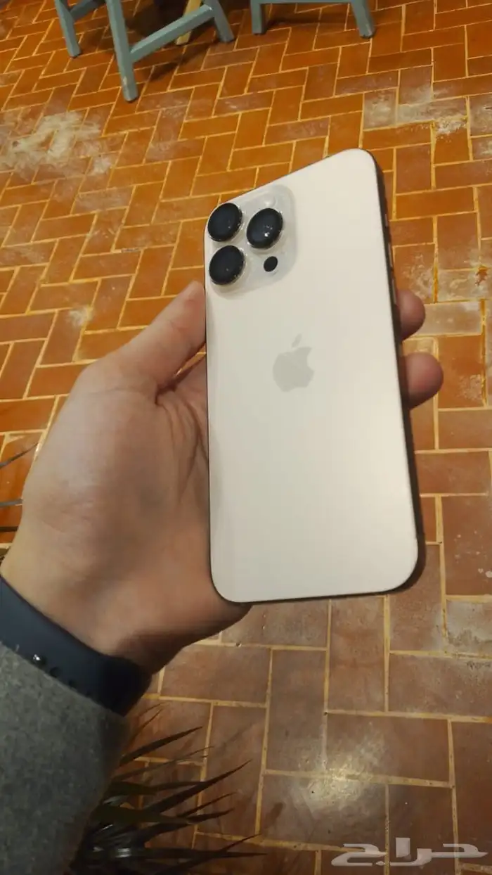 ايفون 16 برو ماكس صحراوي للبدل ب16 برو ماكس تايتنوم 0