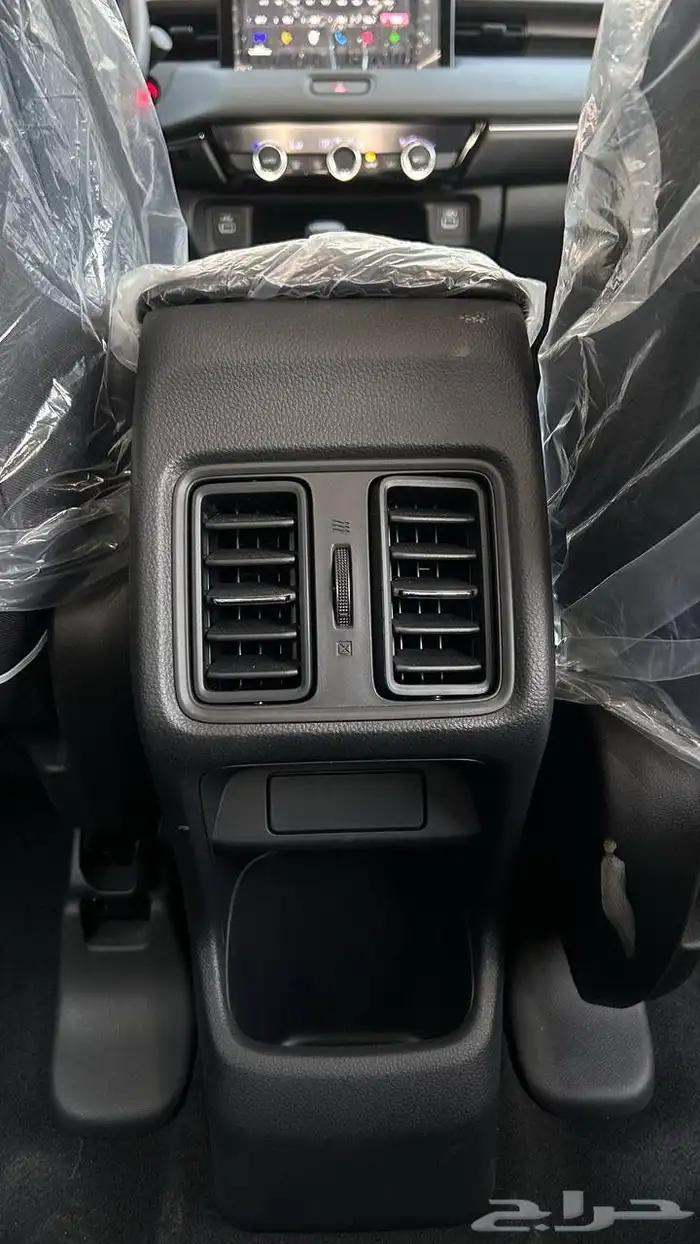 هوندا اتش ار في LX 2024 لدى شركة عبدالمجيد الخضر 17