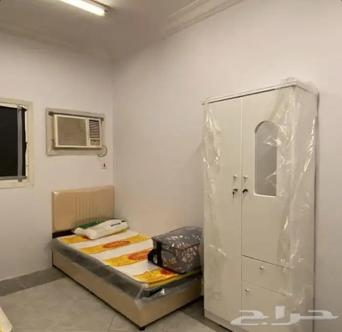 سرير دورين ومفراد ومراتب وبطانيات دولايب خشب و حديد 8