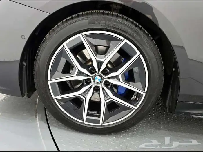 بي ام دابليوا 520iM 2024 معرض الميموني 4