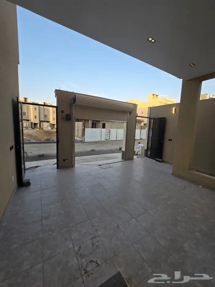 للبيع دور أرضي في عماره دورين مقابل نادي ضمك من 580 ألف 6