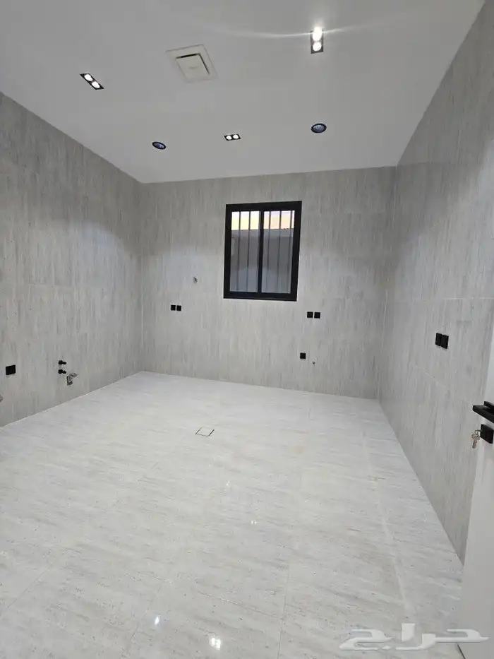 للبيع دور أرضي في عماره دورين مقابل نادي ضمك من 580 ألف 11