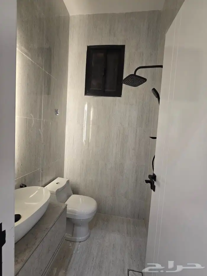 للبيع دور أرضي في عماره دورين مقابل نادي ضمك من 580 ألف 21