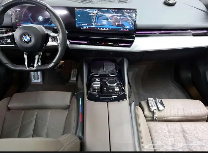 بي ام دابليوا 520iM 2024 معرض الميموني 9