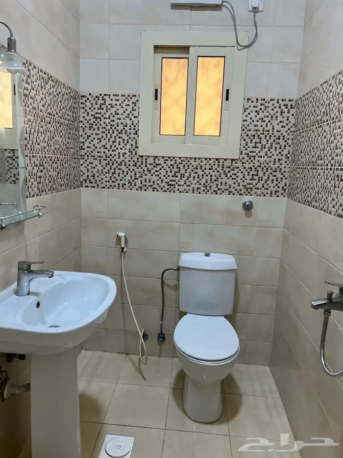 شقه في حي مشرفة للايجار للعوائل 6