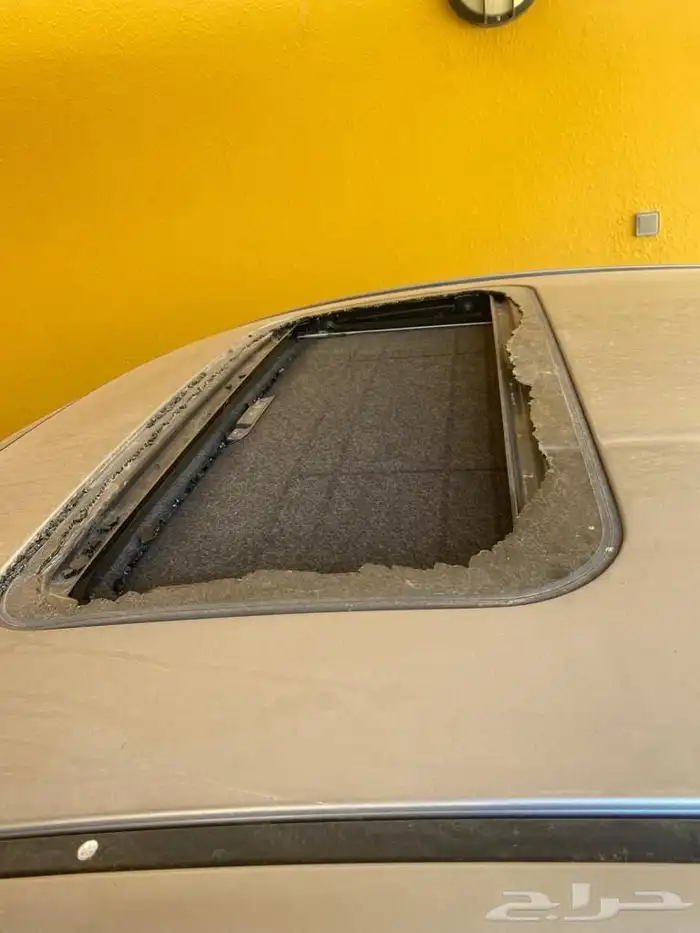 إصلاح وصيانة فتحات سقف السيارات 6