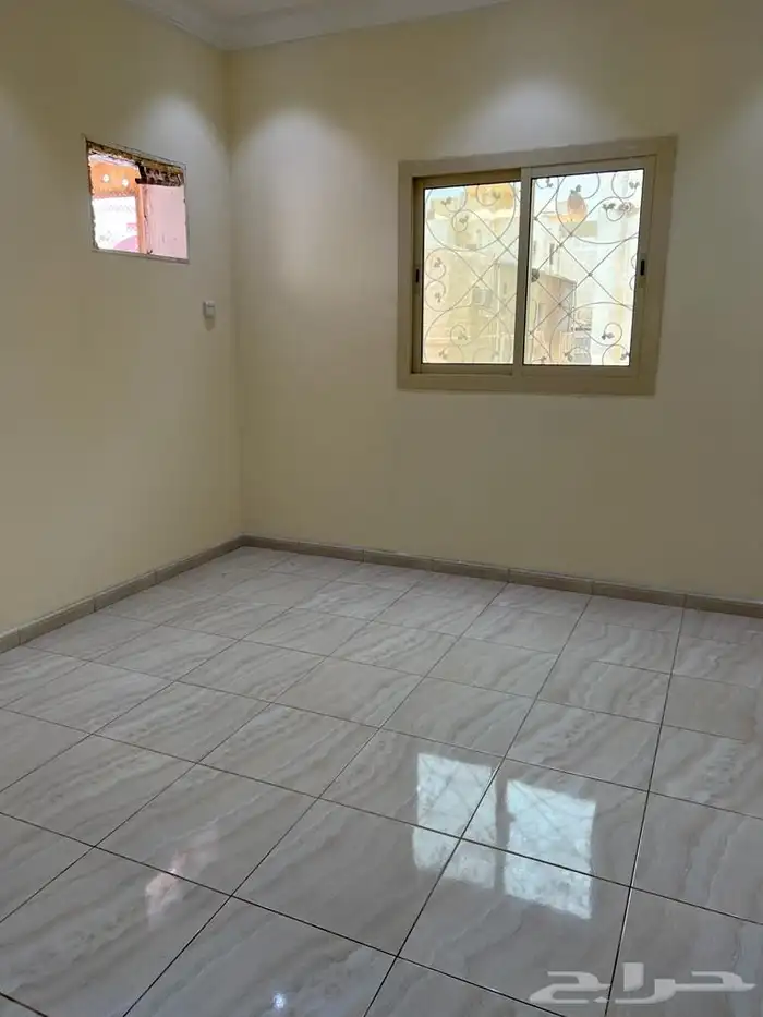 شقه في حي مشرفة للايجار للعوائل 15