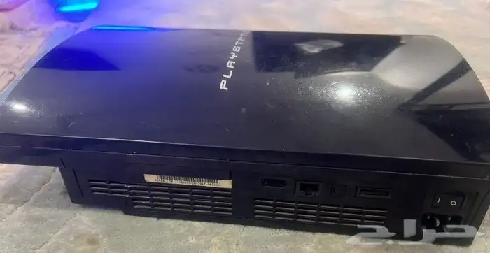 السلام عليكم سوني ثري للبيع معه يدتين والجهاز نظيف 1