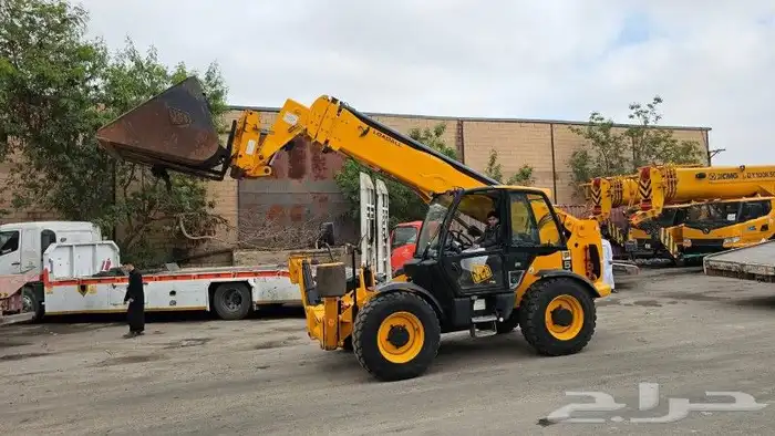 روافع شوكيه للايجار وكرينات ونش بجميع الاحجام 3