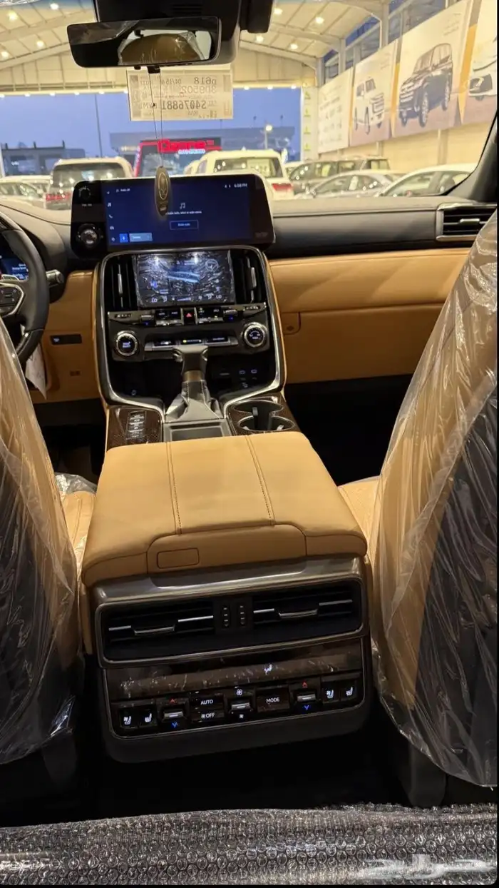 لكزس LX600 BB سعودي ابيض دخليه جملي واسود دخليه جملي 2025 26