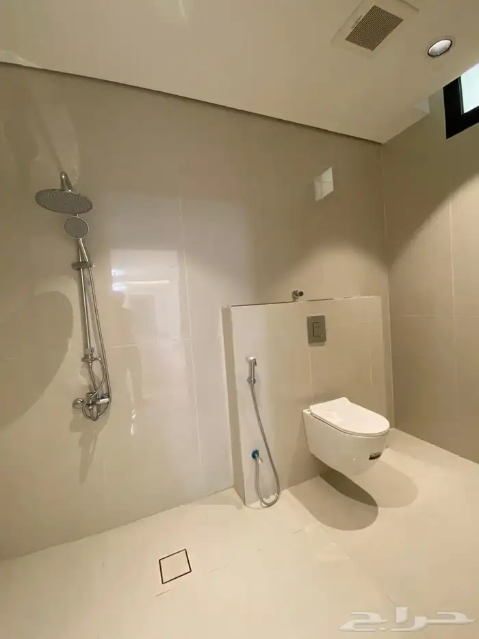 فيلا تصميم كلاسيكي للبيع الانوار جازان 12