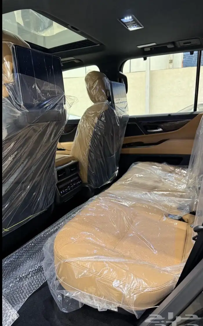 لكزس LX600 BB سعودي ابيض دخليه جملي واسود دخليه جملي 2025 29