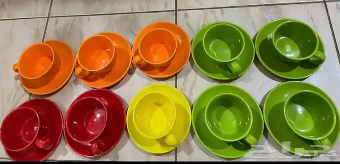 فناجين ملونة للبيع (إما كامل المجموعة أو تختار بكفيك) 4