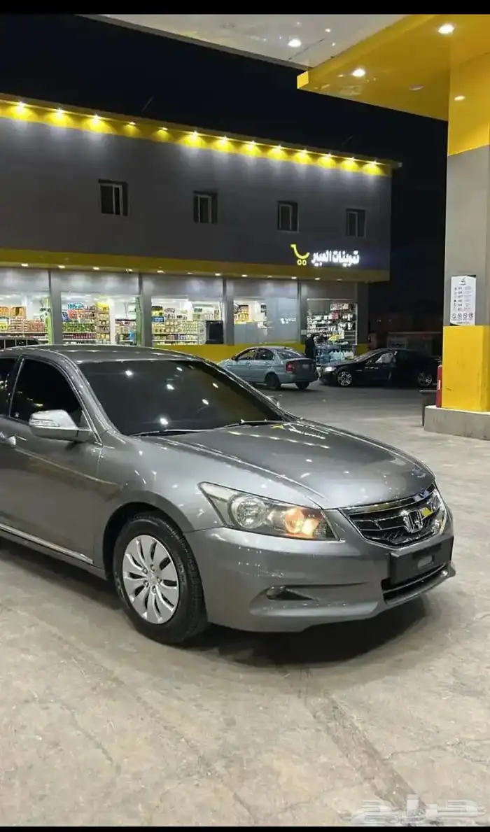 مطلوب اكورد 2008الى2010نضيفه بسعر معقول ياخوان حدي 15وتحت 0