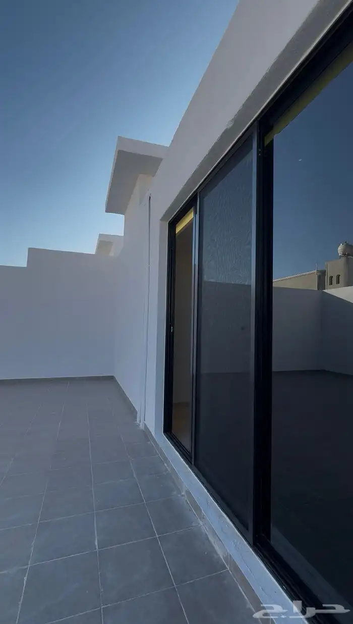 فلل تمليك فاخره جدا  في حي الحلقه الغربيه بمليون و250ألف فقط 5