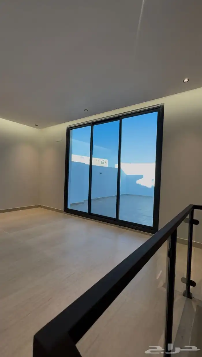 فلل تمليك فاخره جدا  في حي الحلقه الغربيه بمليون و250ألف فقط 4