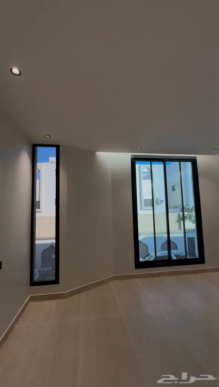 فلل تمليك فاخره جدا  في حي الحلقه الغربيه بمليون و250ألف فقط 7